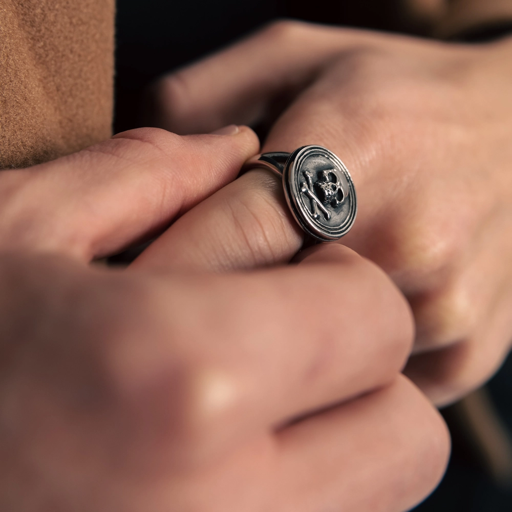 טבעת גולגולת לגבר - תכשיטי גברים